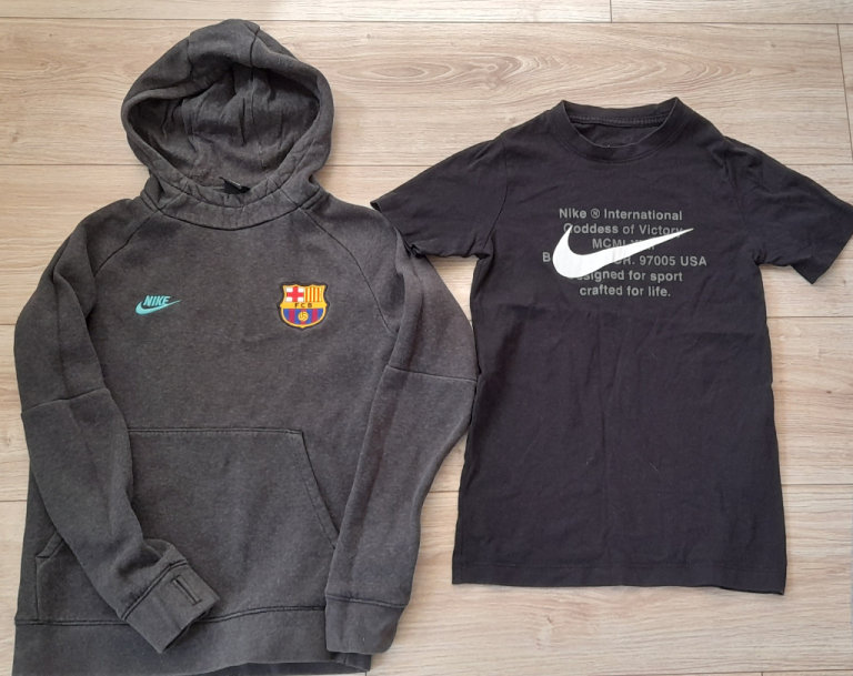Boys Nike Sportswear Size Small 128-137 cm (8-10 years)