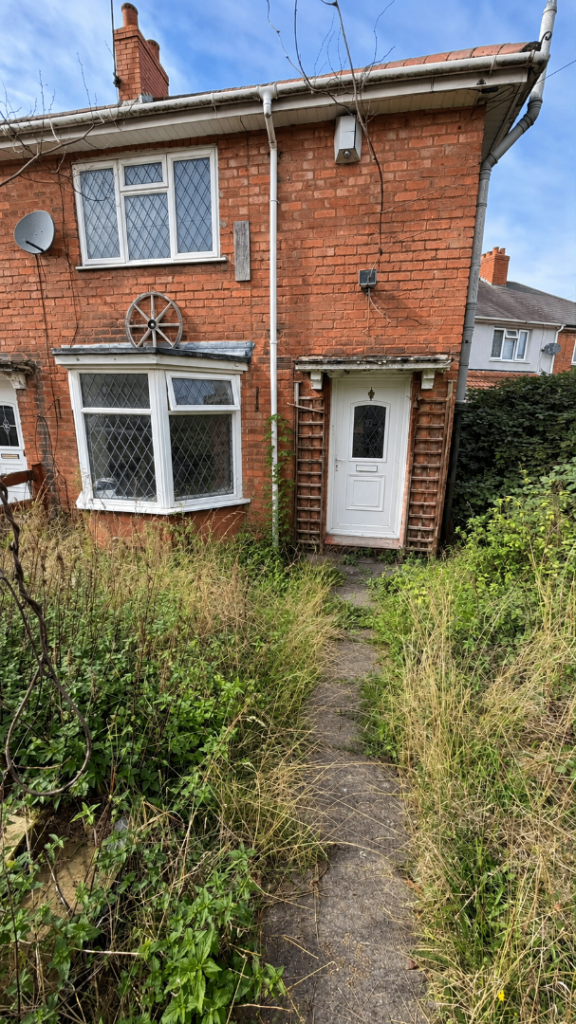 3 Bedroom end of terrace 