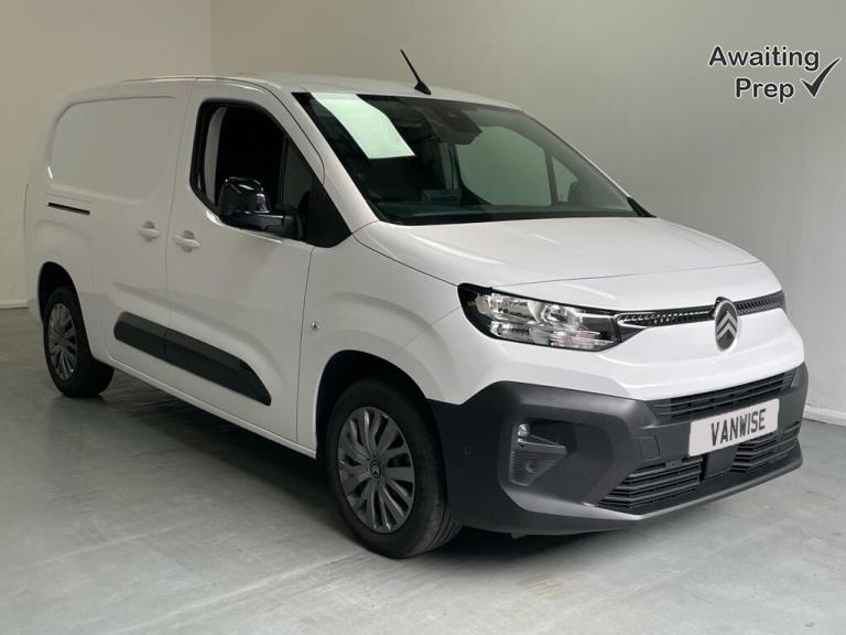 2025 Citroen Berlingo 950 Driver XL LWB 1.5l BlueHDi 100 ps Light Van Diesel Manual