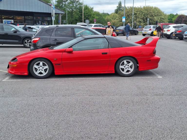 40000 mls Chevrolet Camaro, cheap on fuel and insurance £200 / year, LHD Collectors car