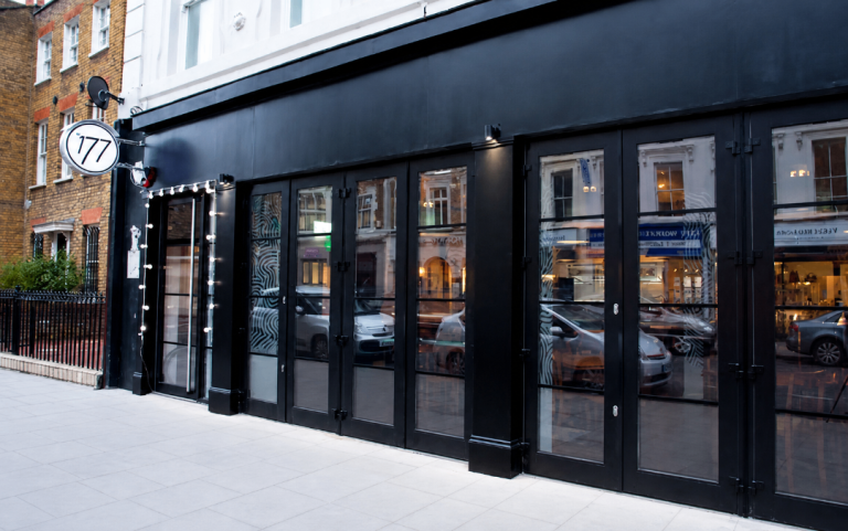 4000ft2 Commercial Space - Bar, Restaurant in Prime Hoxton Location 
