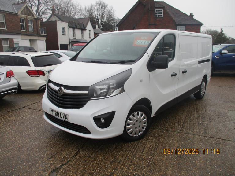 2018 Vauxhall Vivaro 2900 1.6CDTI 120PS Sportive L2 H1 Van PANEL VAN Diesel Manual