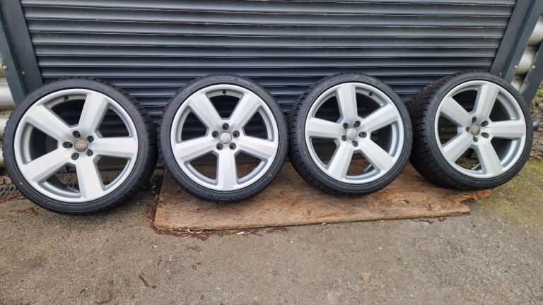 19" Audi RS6 C5  et35  9j  5x112 Alloy Wheels Winter Tires 