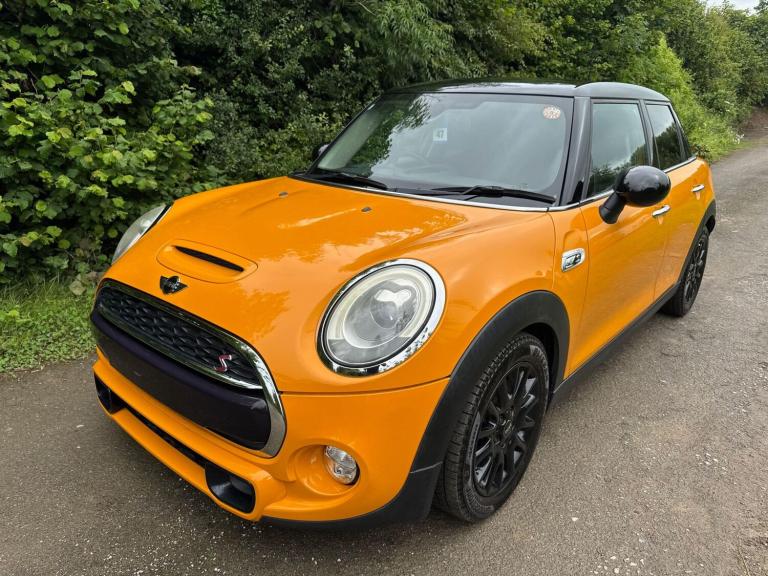 MINI Hatch 2.0 Cooper S Hatchback 5dr Petrol Auto Euro 6 (s/s) (192 ps) Petrol Automatic