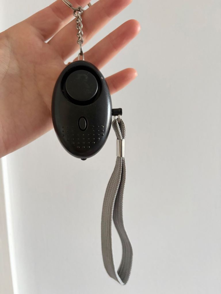 Personal Safety Alarm Keychain with LED Light – Black 