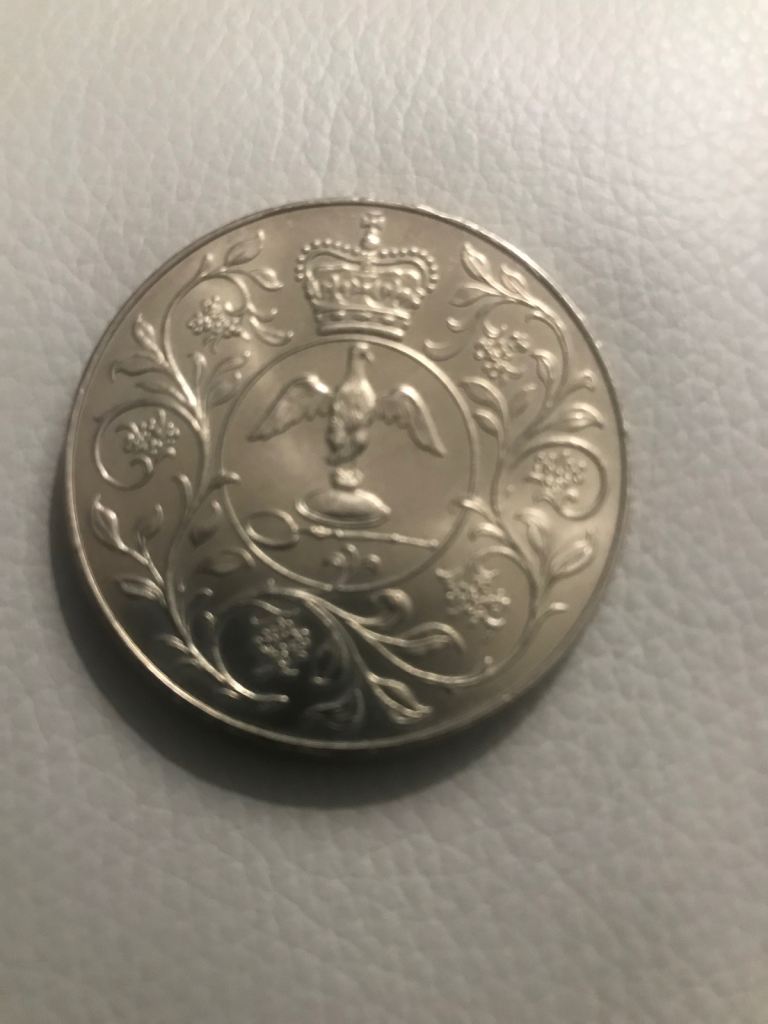 Queen Elizabeth Silver Jubilee Crown Coin 1977