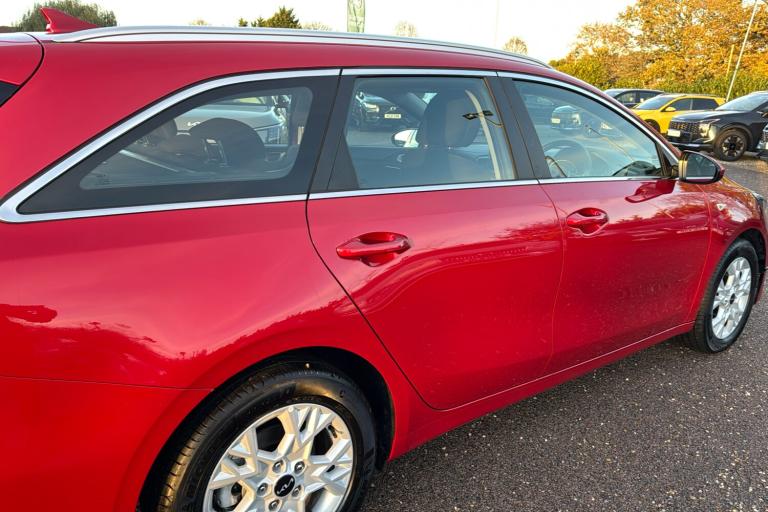  Kia Ceed Sportswagon 1.5 T Gdi 2 Sportswagon 5dr Petrol Manual Euro 6 s/s 138