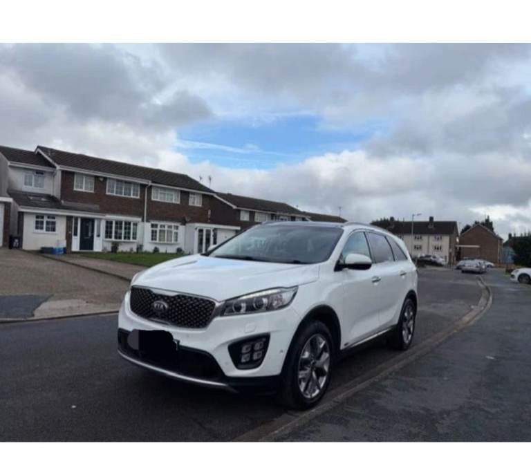 Kia sorento KX-4 top model every extra