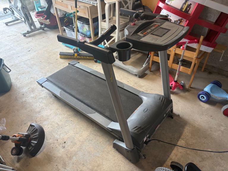 Treadmill Infiniti T2200
