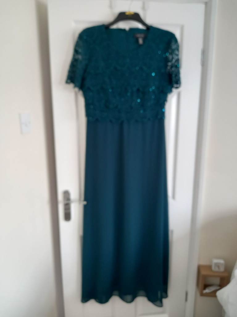 Beautiful evening dress size 14 REDUCED 