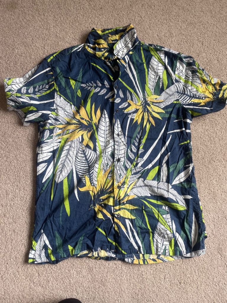 Primark shirt size extra large