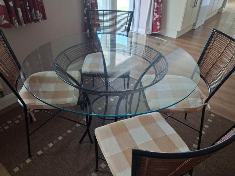 Glass dining table & 4 chairs