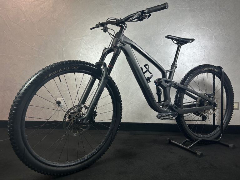Trek Fuel Ex 7 Gen 6 Full Suspension Mountain Bike Men’s MTB 29er Enduro Medium