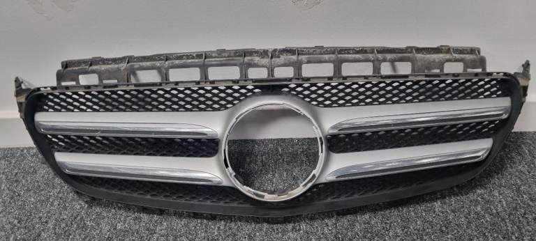 MERCEDES E CLASS W213 W238 C238 FRONT GRILL GENUINE 2016-20 NO CAM