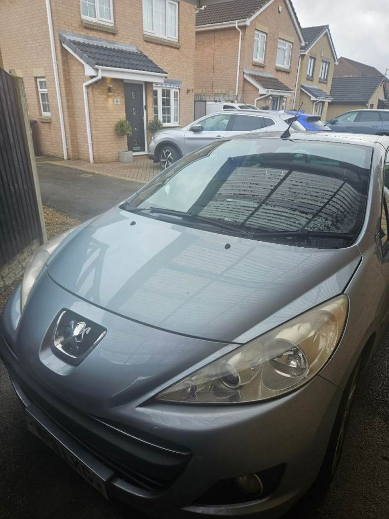 Peugeot, 207, Convertible, 2011, Manual, 1560 (cc), 2 doors