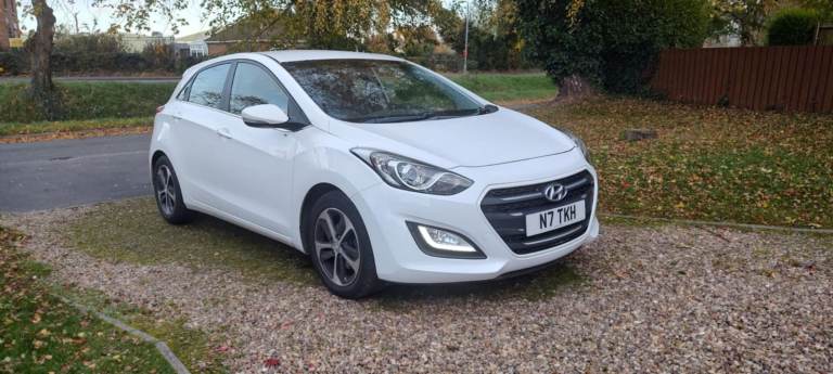 Hyundai i30 automatic 7 speed 50MPG £20 tax 65 plate