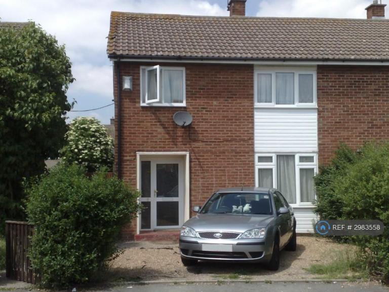 3 bedroom house in Hillborough Crescent, Dunstable, LU5 (3 bed) (#2983558)