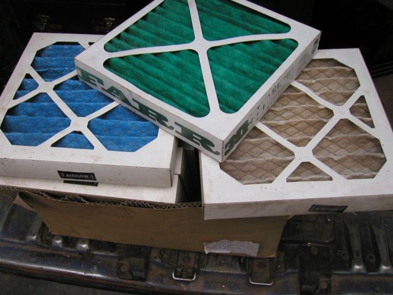 Clean room or paint booth filters