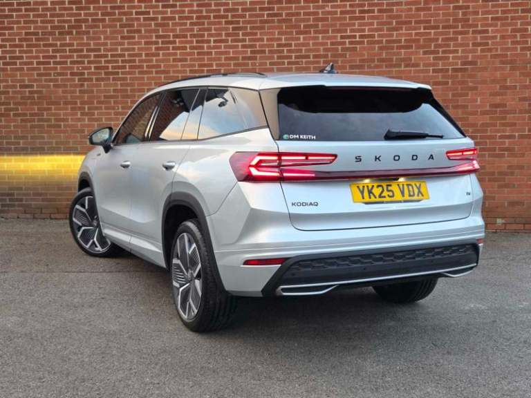 2025 Skoda Kodiaq 1.5 TSI iV 204 SportLine 5dr DSG Automatic SUV Hybrid Automatic