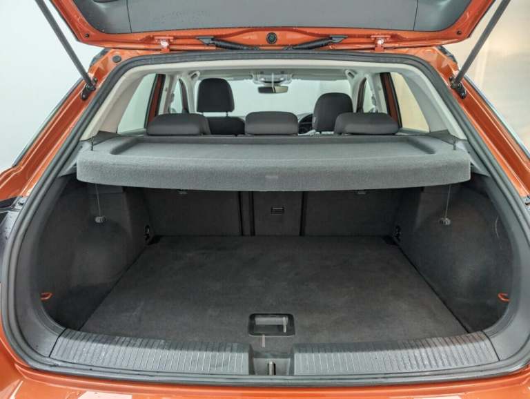 2019 Volkswagen T-Roc 2.0 TDI Design SUV 5dr Diesel DSG Euro 6 (s/s) (150 ps) - PRIVACY, CLIMATE,...