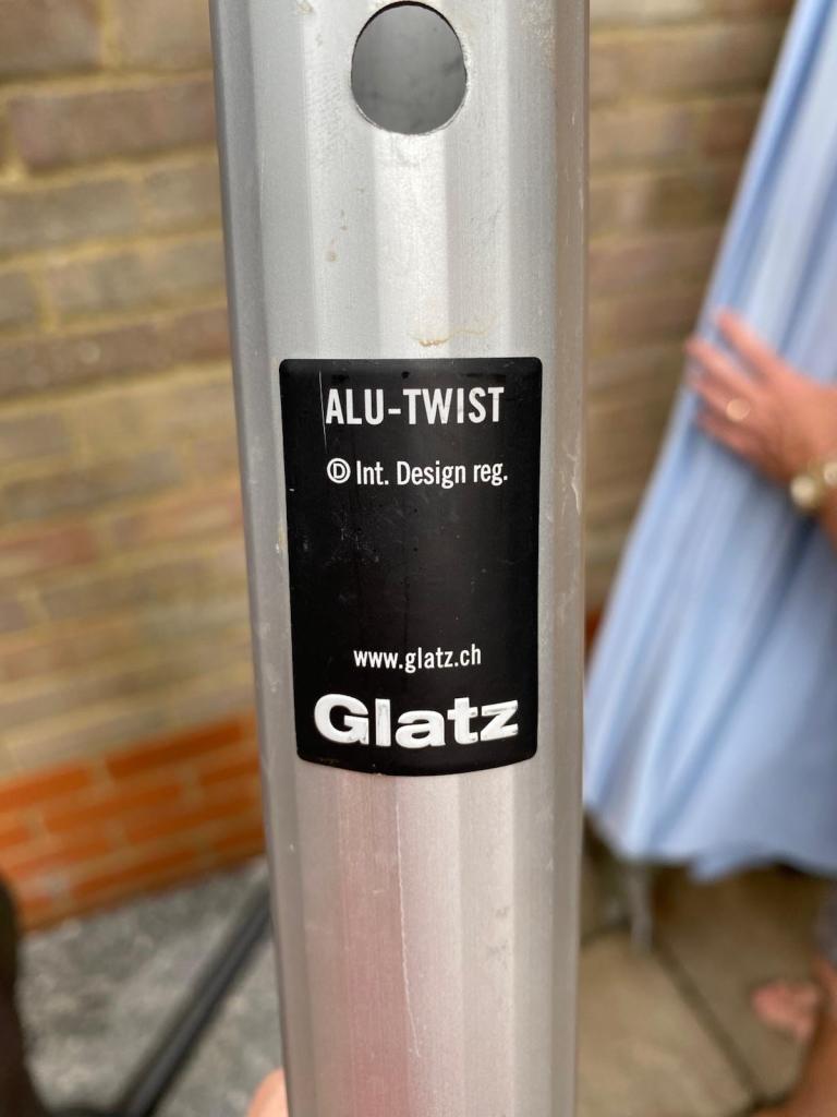 Glatz alu-twist garden parasol