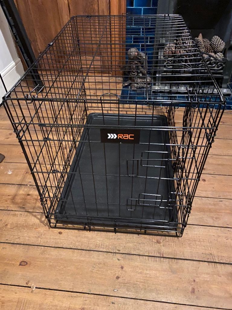 Medium RAC branded dog crate and cover - beautiful condition
