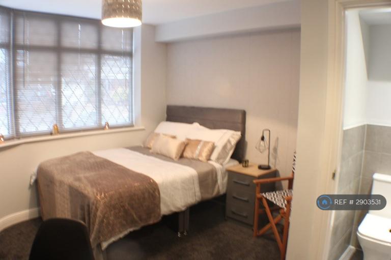 1 bedroom in Hazel Drive, Leicester, LE3 (#2903531)