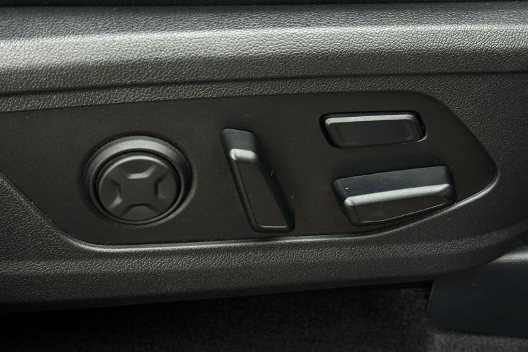  Kia Sorento 1.6 H T Gdi 4 Suv 5dr Petrol Hybrid Auto Awd Euro 6 s/s 226 Bhp