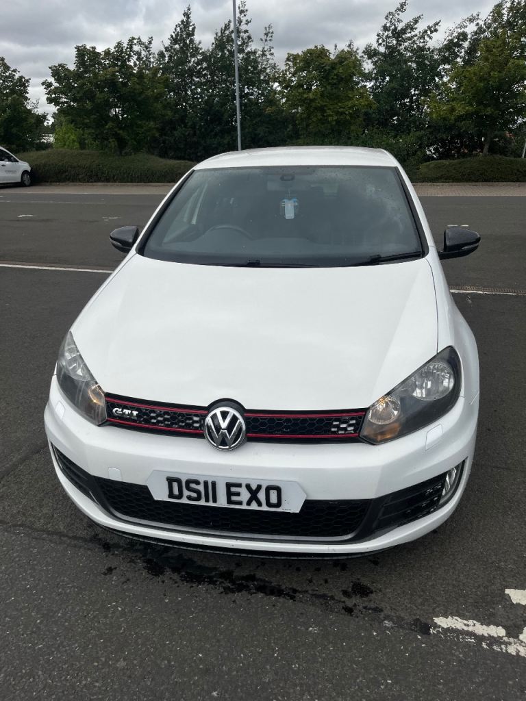 Volkswagen, GOLF GTI , Hatchback, 2011, Manual, 1984 (cc), 5 doors