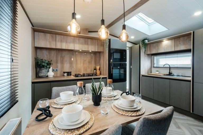 Victory Lakewood  in St Fillans  - Lodge / Caravan 