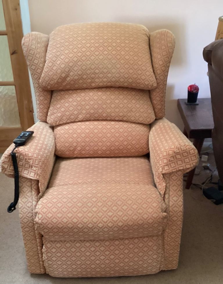 Sherborne Dual Motor Riser Recliner Chair - Good Condition
