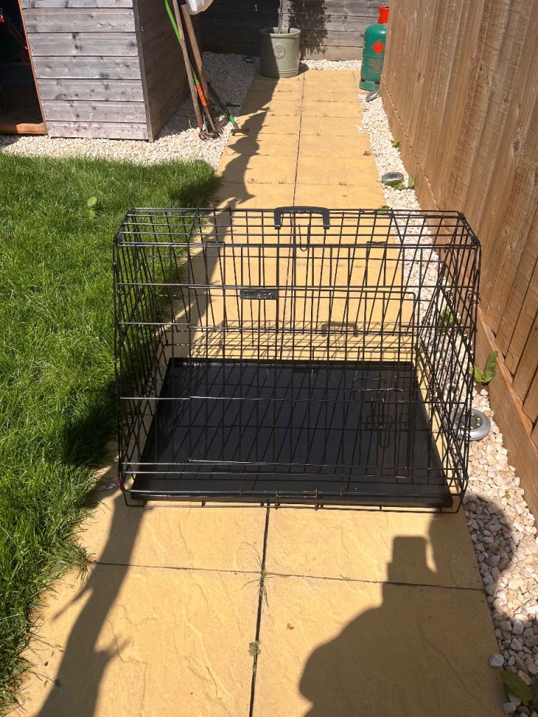 Ellie-Bo car dog crate - Medium