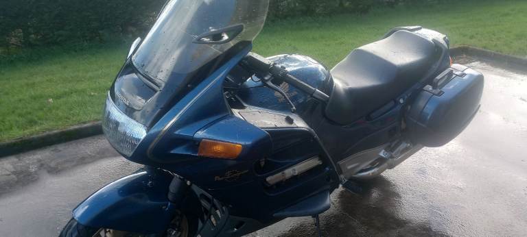 Honda st1100 pan European 