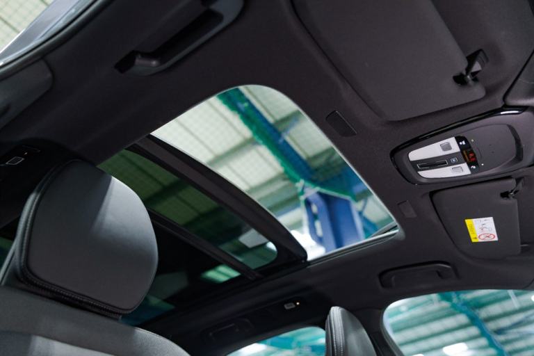 2022 Volvo XC60 2.0 B4D R DESIGN Pro 5dr AWD Geartronic ESTATE DIESEL Automatic