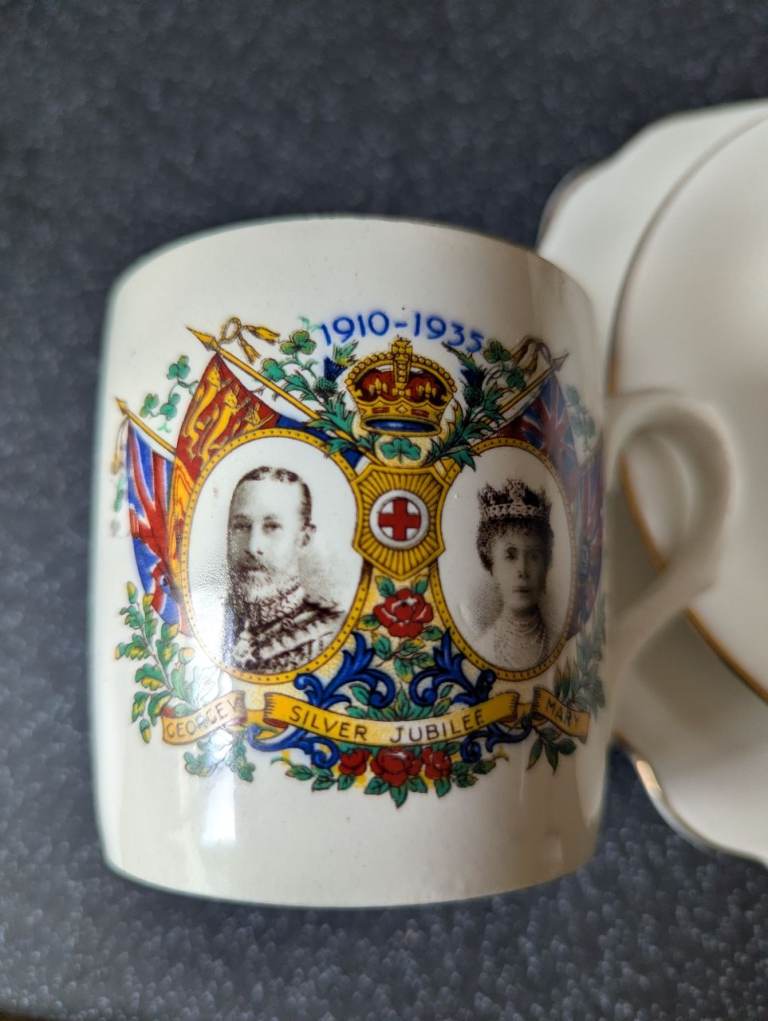 Phoenix Ware Silver Jubilee 1910-1935 Commemorative Mug