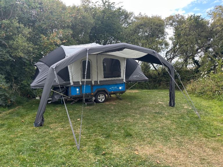 Opus air trailer tent 