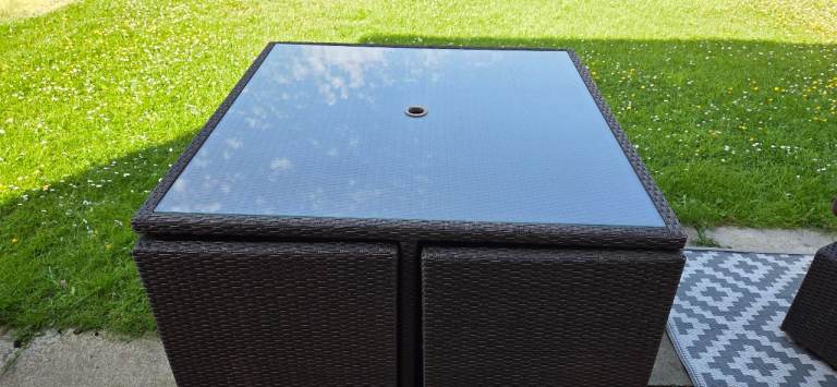 Brown rattan garden furniture set/Can deliver 