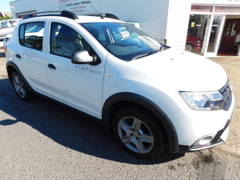 2018 Dacia Sandero Stepway COMFORT TCE Hatchback Petrol Manual