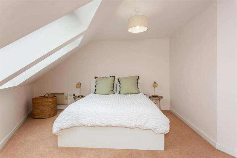 🏡🗝 Charming Double Room in Iconic Notting Hill – Bills Included 🏡🗝