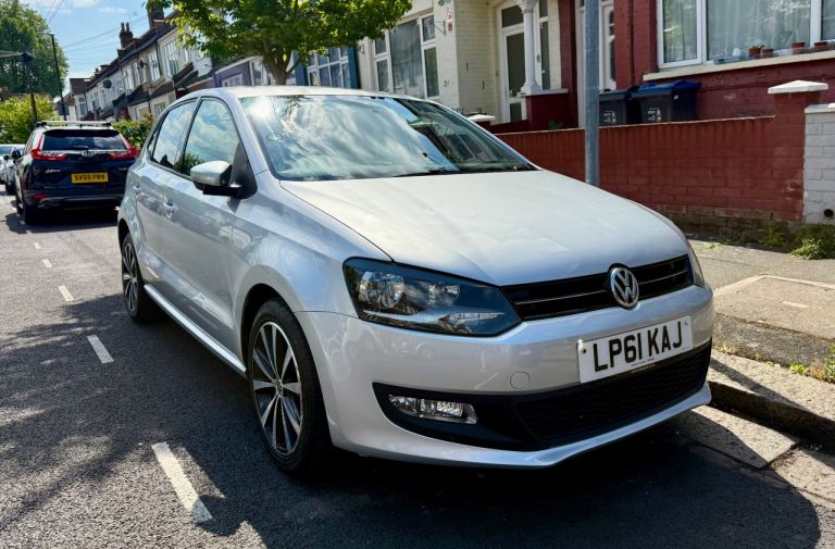 Volkswagen, POLO, Hatchback, 2012, Semi-Auto, 1390 (cc), 5 doors