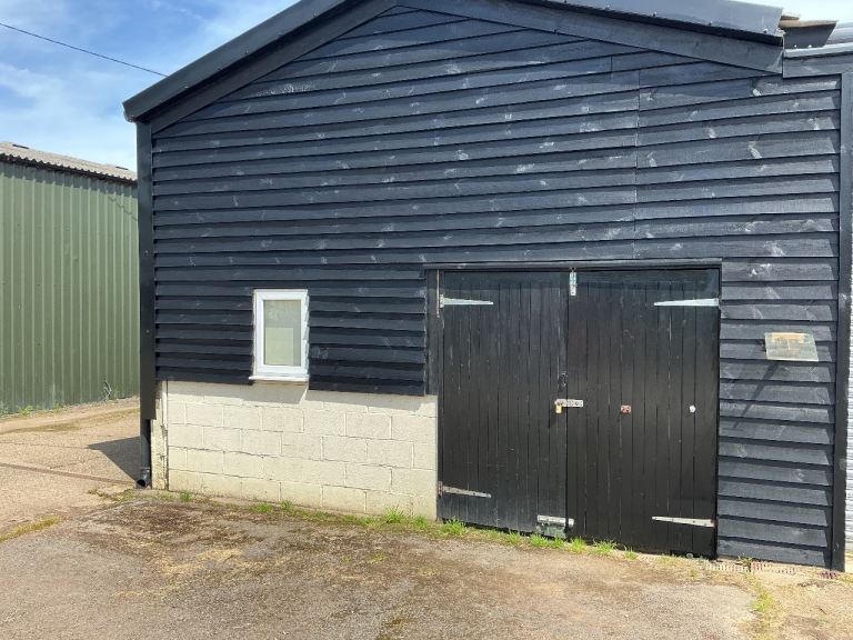 Small workshop/ storage unit