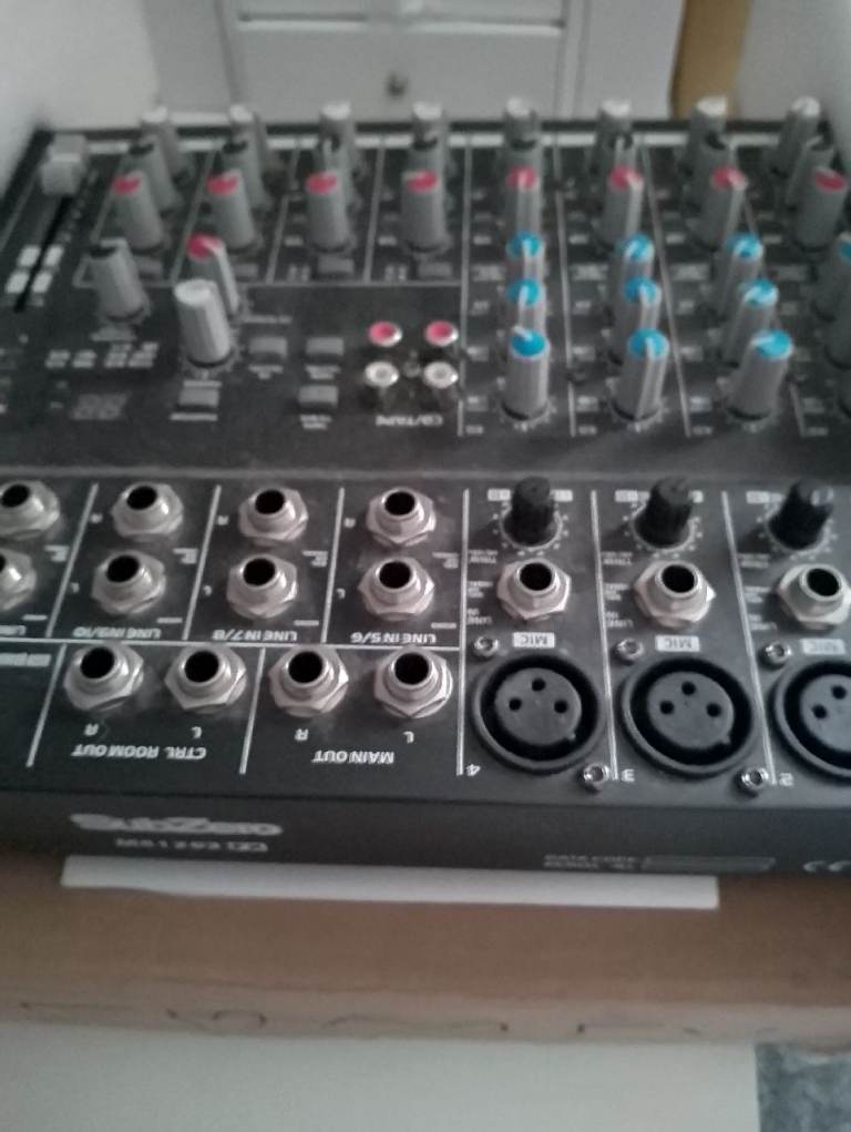 Mixing deck 