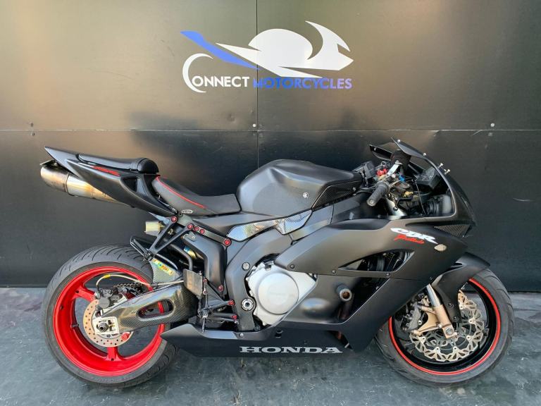 HONDA CBR 1000 RR-4 FIREBLADE 2004 PROJECT BIKE 