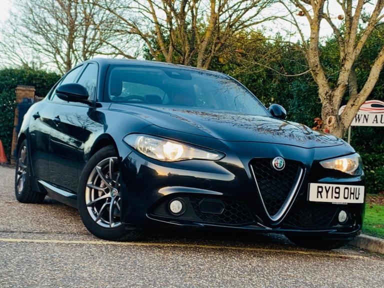 2019 Alfa Romeo Giulia 2.2 TD Super Auto Euro 6 (s/s) 4dr SALOON Diesel Automatic