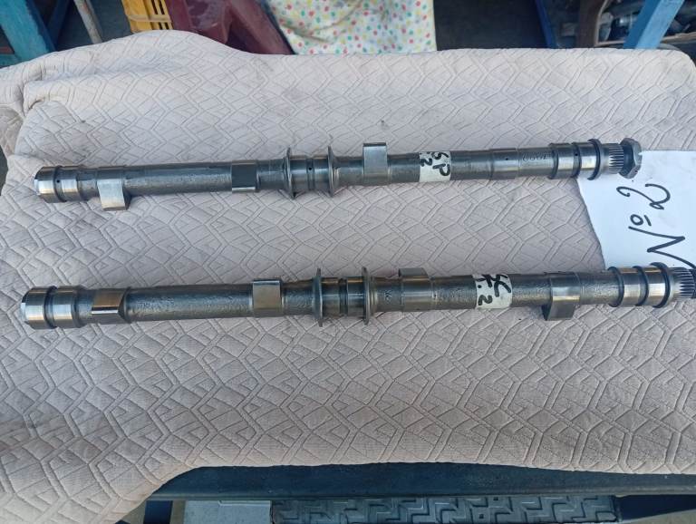 Camshafts for Maserati Indy