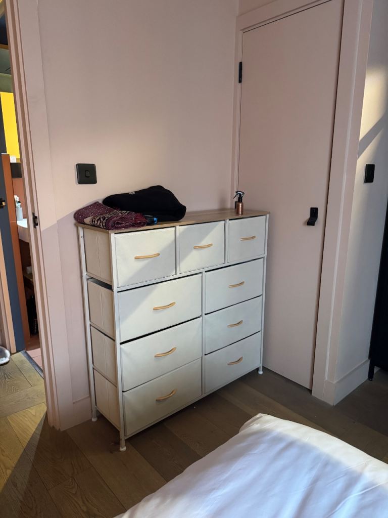 Worth £550 – Selling for £149 – Full Furniture & Appliances Bundle (Must Go)