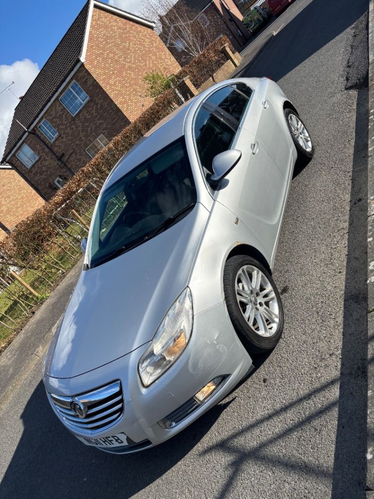 Vauxhall insignia 2.0tdi  full years mot £1150
