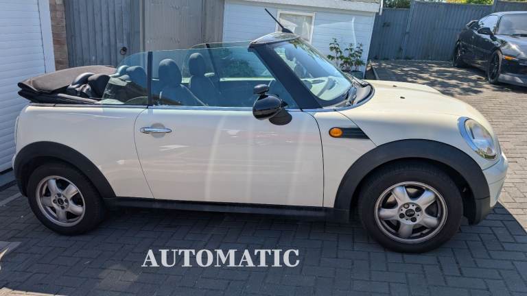 Mini, Cooper Convertible, 2009, Automatic 1598 (cc) Petrol , 2 doors