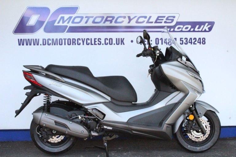 BRAND NEW KYMCO XTOWN 125  SUPER SCOOTER MAXI SCOOTER