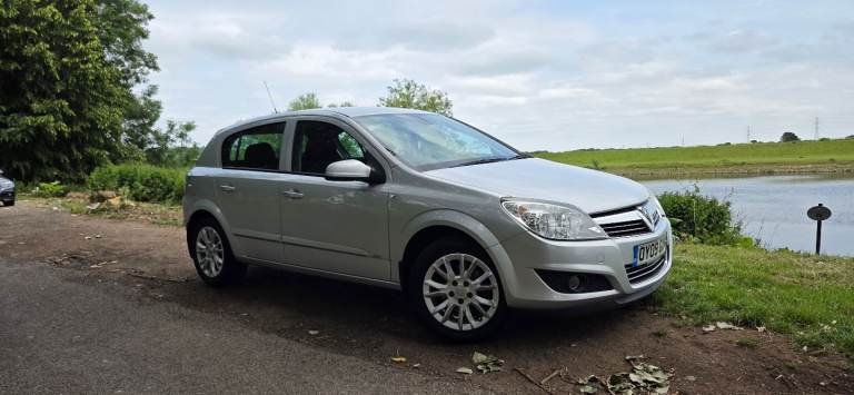 VAUXHALL ASTRA AUTOMATIC 